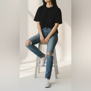 Levi's Wedgie Distressed Skinny Jeans